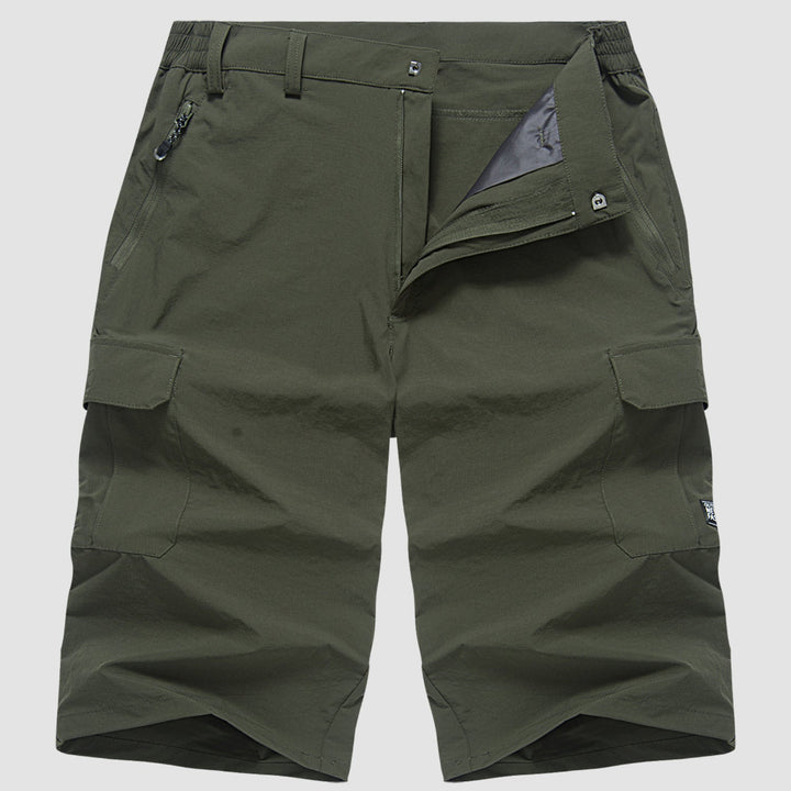 Sportliche Herren Cargo Shorts für aktive Outdoor-Abenteuer, robust & mit vielen Taschen.