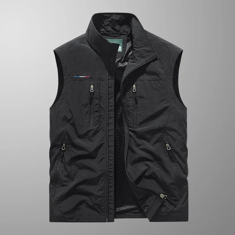 Praktische Herren Cargoweste mit vielen Taschen, perfekt als Angelweste oder Wanderweste.