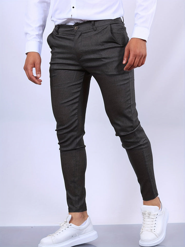 Ganzjahres Herren Chino Hose, bequem und modisch für Business und Freizeit. Eine Herrenhose für Männer.
