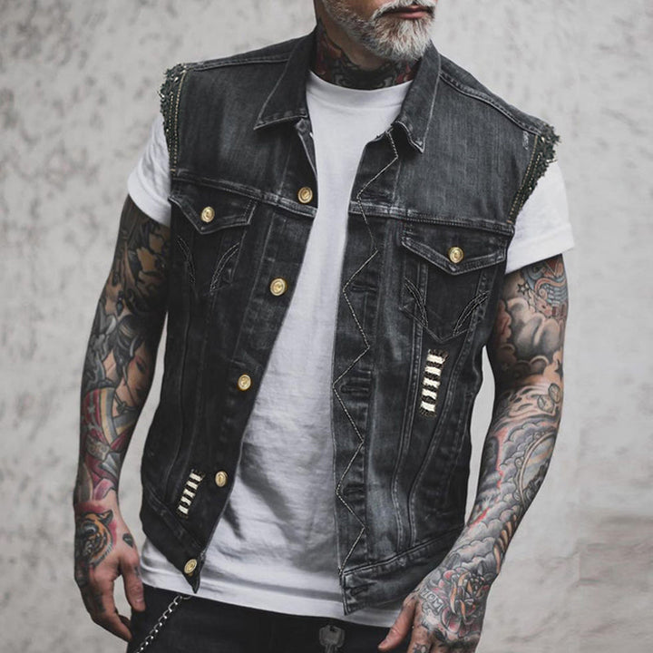 Ganzjährige Herren Denim Weste in Vintage-Optik. Lässige Herrenmode mit Revers, ideal für Streetwear-Outfits.
