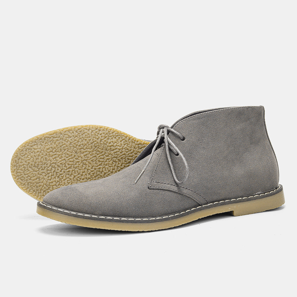 Moderne Herren Desert Boots. Bequeme, stilvolle Ganzjahresschuhe, die Komfort und zeitlosen Vintage-Stil vereinen.