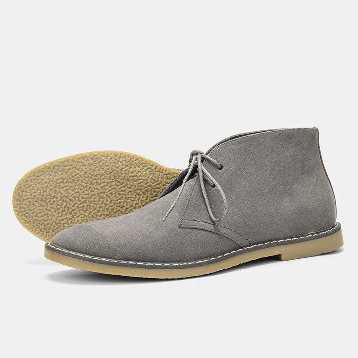 Moderne Herren Desert Boots. Bequeme, stilvolle Ganzjahresschuhe, die Komfort und zeitlosen Vintage-Stil vereinen.