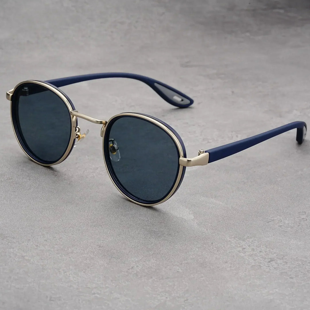Stilvolle Retro-Herrensonnenbrille mit UV400 Schutz, leichtgewichtig und perfekt für Herrenmode.