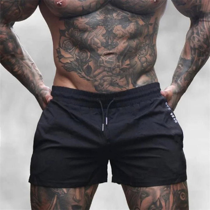 Bequeme Herren Trainingsshorts, atmungsaktiv, mit elastischem Bund und Seitentaschen für maximale Bewegungsfreiheit.