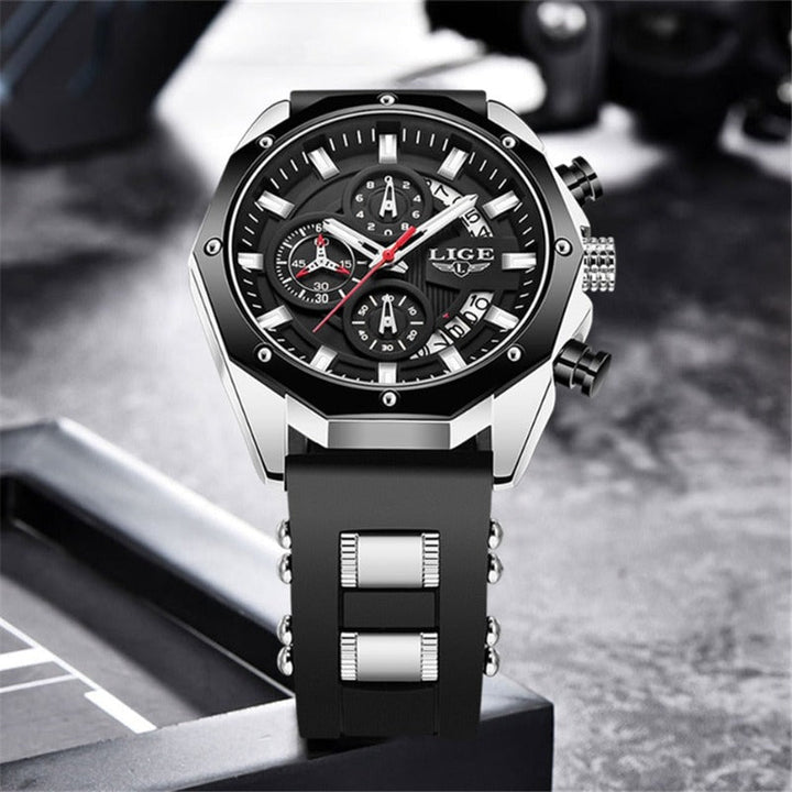 Vielseitige Herren-Fliegeruhr mit zeitlosem Design. Kombinierbar für jeden Anlass. Elegantes Accessoire.
