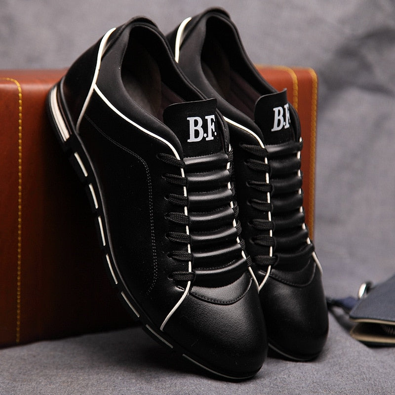 Vielseitiger Herren Sports-Sneaker, modern & stylisch, perfekt für Freizeit & sportliche Aktivitäten.