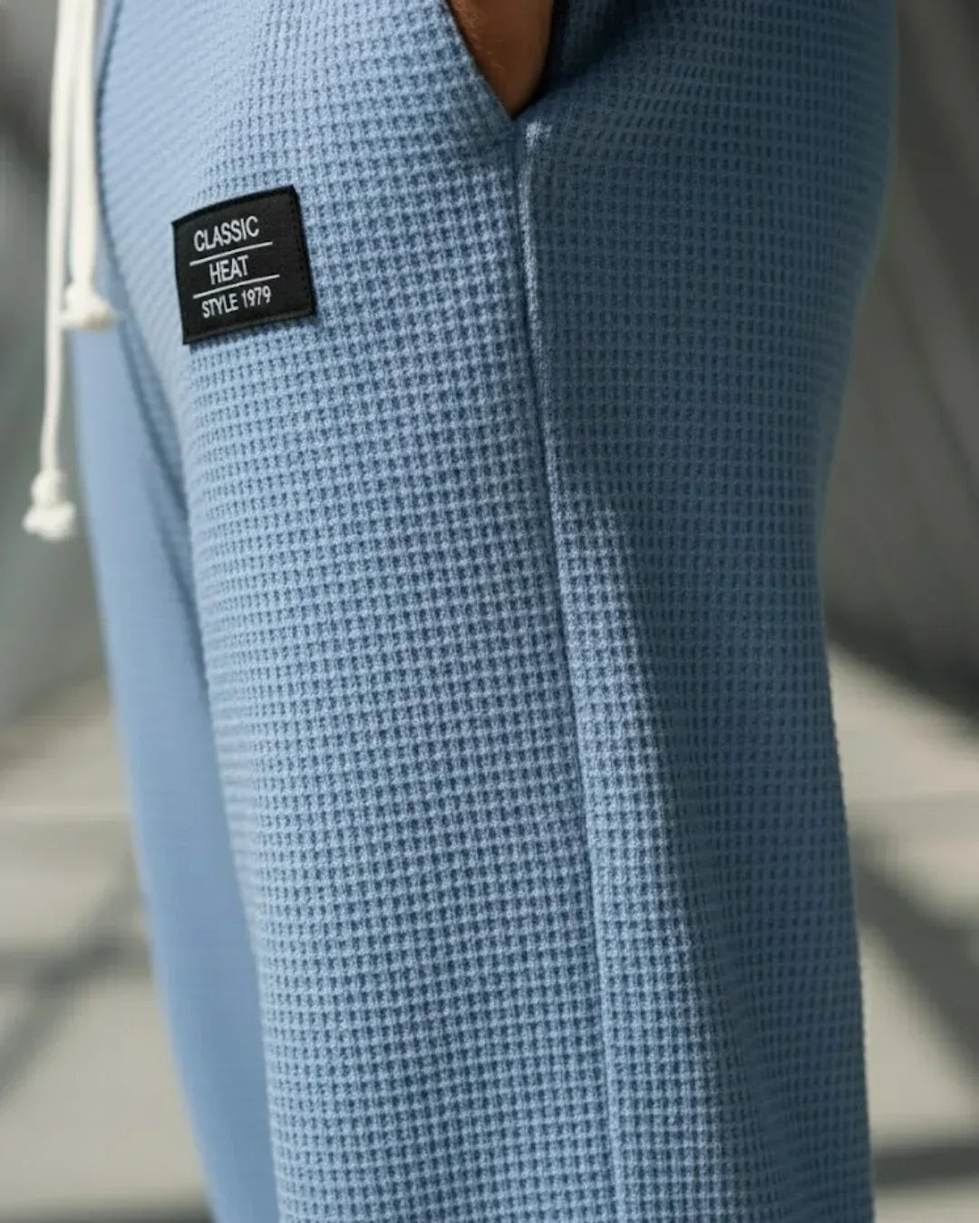 Lässige Herren-Freizeithose Toby mit Kordelzug, perfekt für Sport, Alltag und Bequemlichkeit.