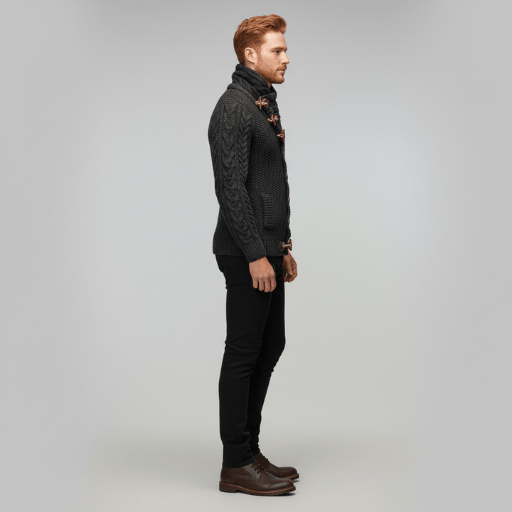 Modischer Herren Strick-Cardigan (Nicholas), Grobstrick-Design für stilvolle Herbst-Outfits.