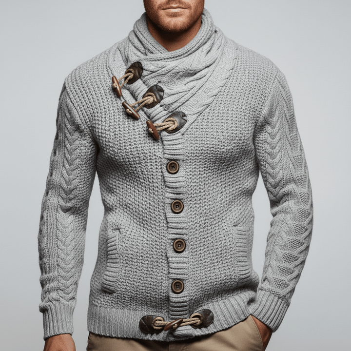 Rückansicht des Grobstrick-Cardigans für Herren, bequeme Oberbekleidung für Herbst/Winter.