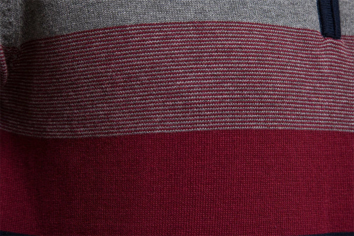 Stilvoller Toby Herren Halbzip Pullover gestreift, kombiniert elegant. Vielseitiger Strickpullover für Casual Chic.