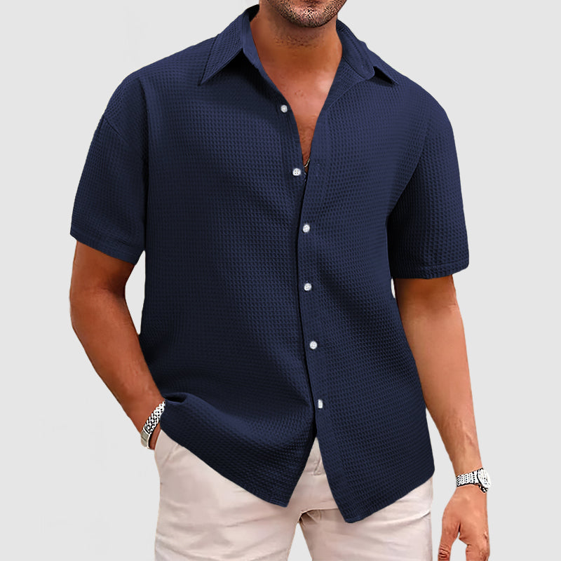 Hochwertiges Herren Hemd mit Waffelstrick, angenehm zu tragen. Elegant & modern.