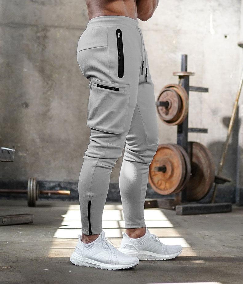 Komfortable Herren Freizeithose mit elastischem Bund & praktischen Reißverschlusstaschen.