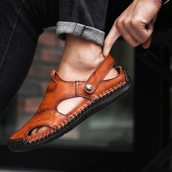 Atmungsaktive Herren Freizeitsandalen. Rutschfest und bequem für lange Spaziergänge im Sommer.