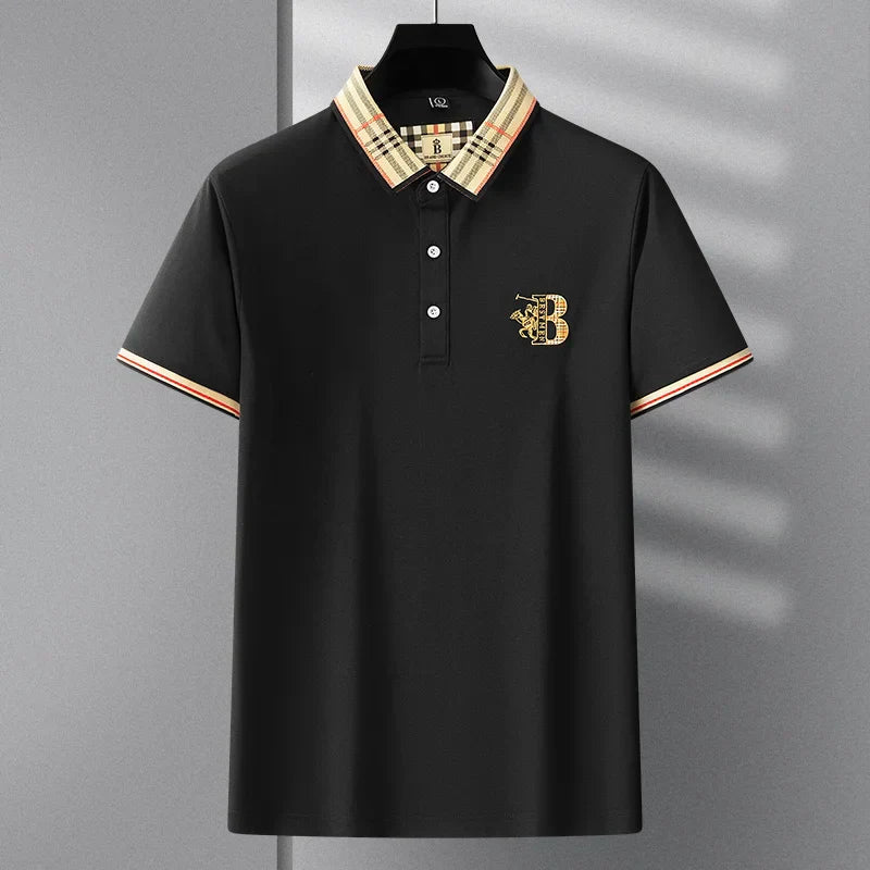 Eleganter Komfort: Herren Kurzarm Poloshirt, ideal für warme Tage und Freizeit.