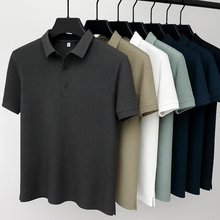 Komfortables Herren Poloshirt mit Kurzarm & Strukturmuster, ideal für eleganten Alltagsstil.