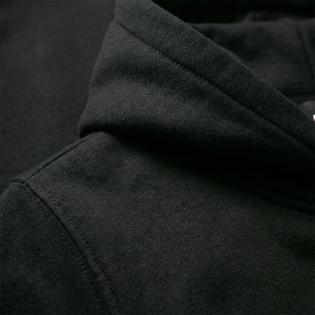 Warmes Herren Freizeitanzug Set in Grau, perfekt als kuschelige Winterkleidung und Sportbekleidung.