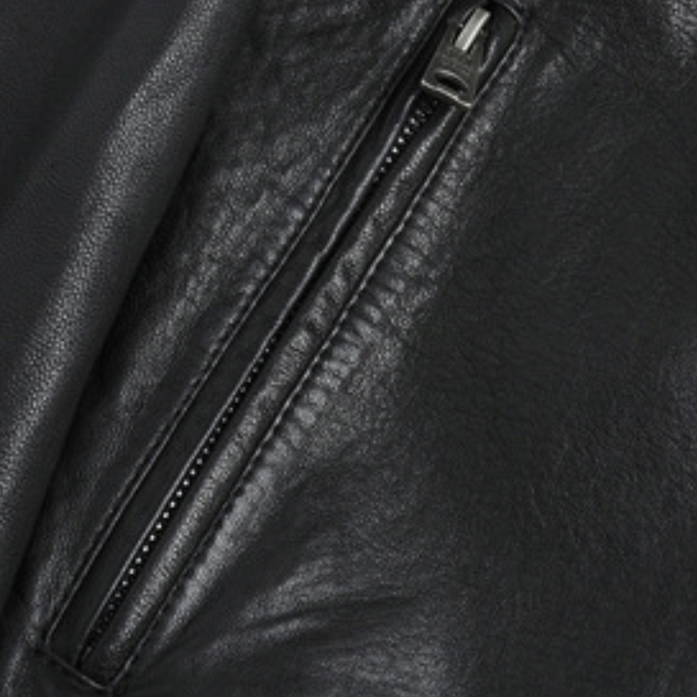 Edle Herren Lederjacke, winddicht und modern. Perfekt für Casual-Looks und Outdoor im Herbst.