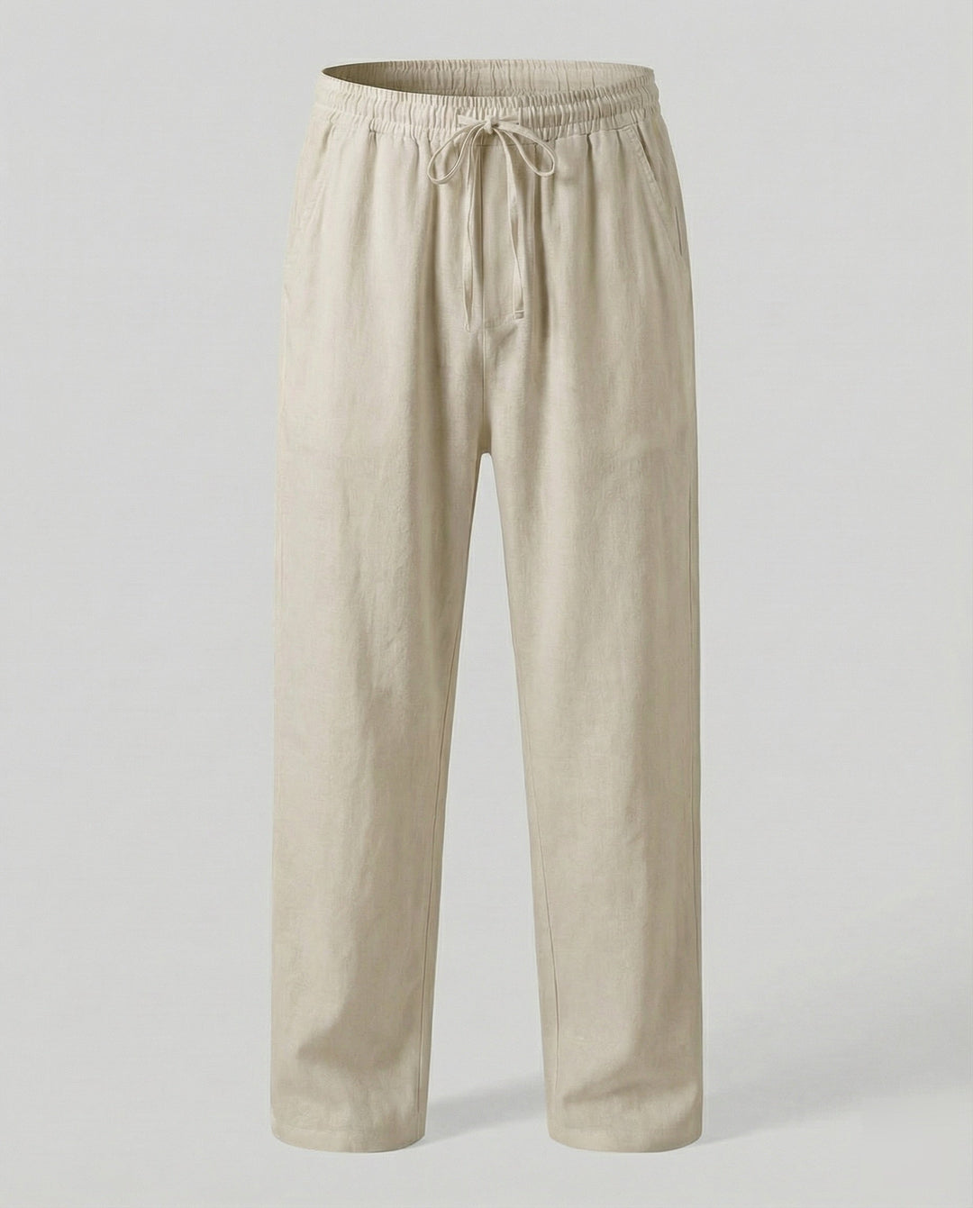 Vielseitige Herrenhose: Locker geschnitten, bequem und perfekt als Lounge- oder Sommerhose.