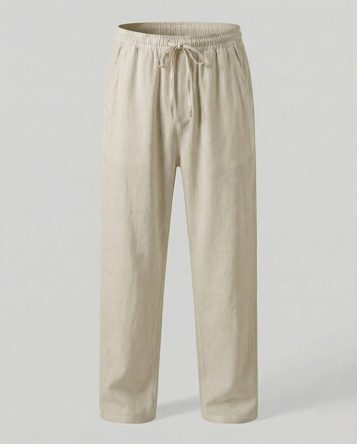 Vielseitige Herrenhose: Locker geschnitten, bequem und perfekt als Lounge- oder Sommerhose.