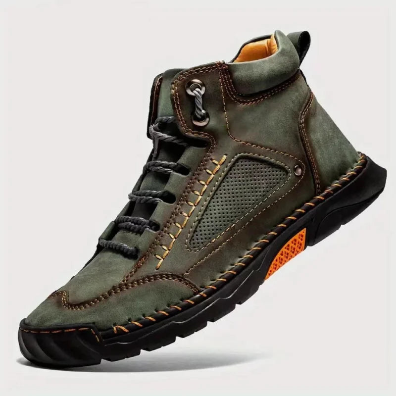 Sportlicher Herren Outdoorschuh Angus, modernes Design & hohe Funktionalität. Ideal für aktive Männer.