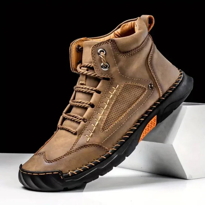 Vielseitiger Herren Outdoorschuh Angus, bequem, alltagstauglich, für Stadt, Spaziergang & Natur.