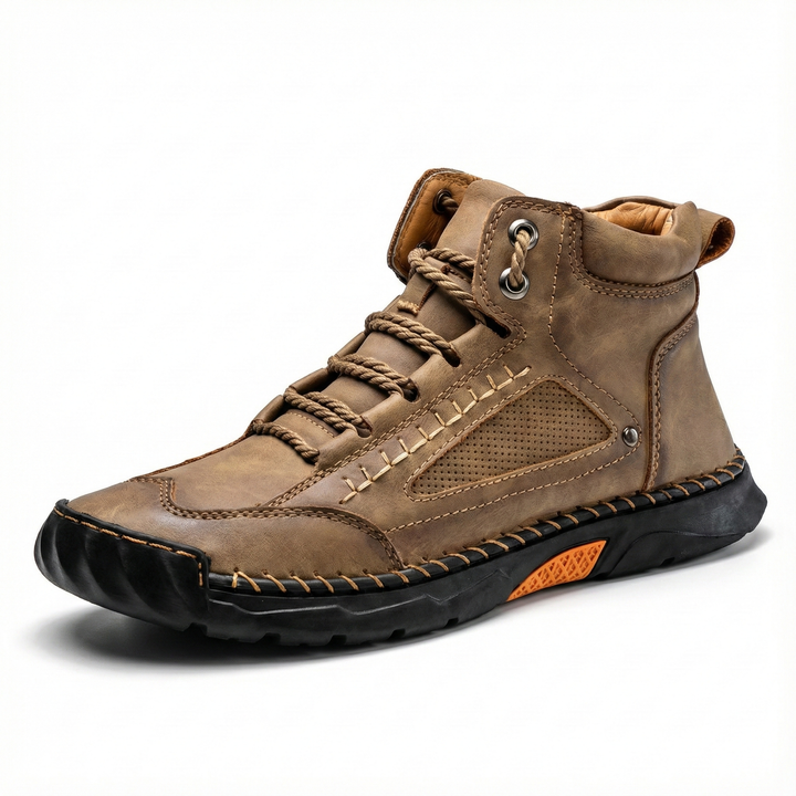 Leistungsstarker Herren Trekkingschuh Angus, optimiert für Komfort & Traktion auf vielfältigem Terrain.