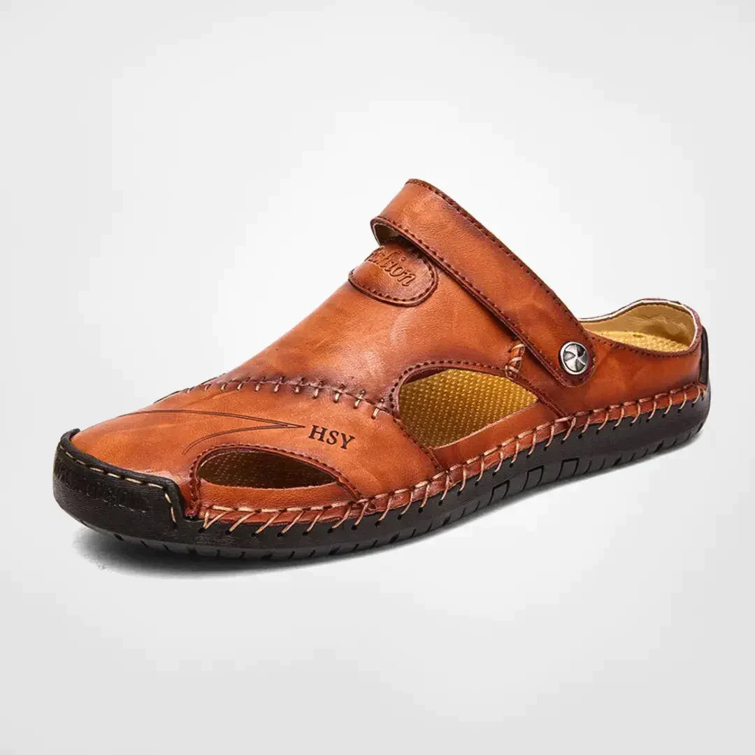 Moderne Herren Outdoor Sandalen, leicht & bequem, mit geschlossenem Zeh & rutschfestem Profil für alle Sommeraktivitäten.