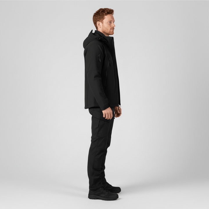 Komplettes Herren Outdoor-Set Eli: Wasserdichte Jacke, Hose & Funktionskleidung für Schutz.