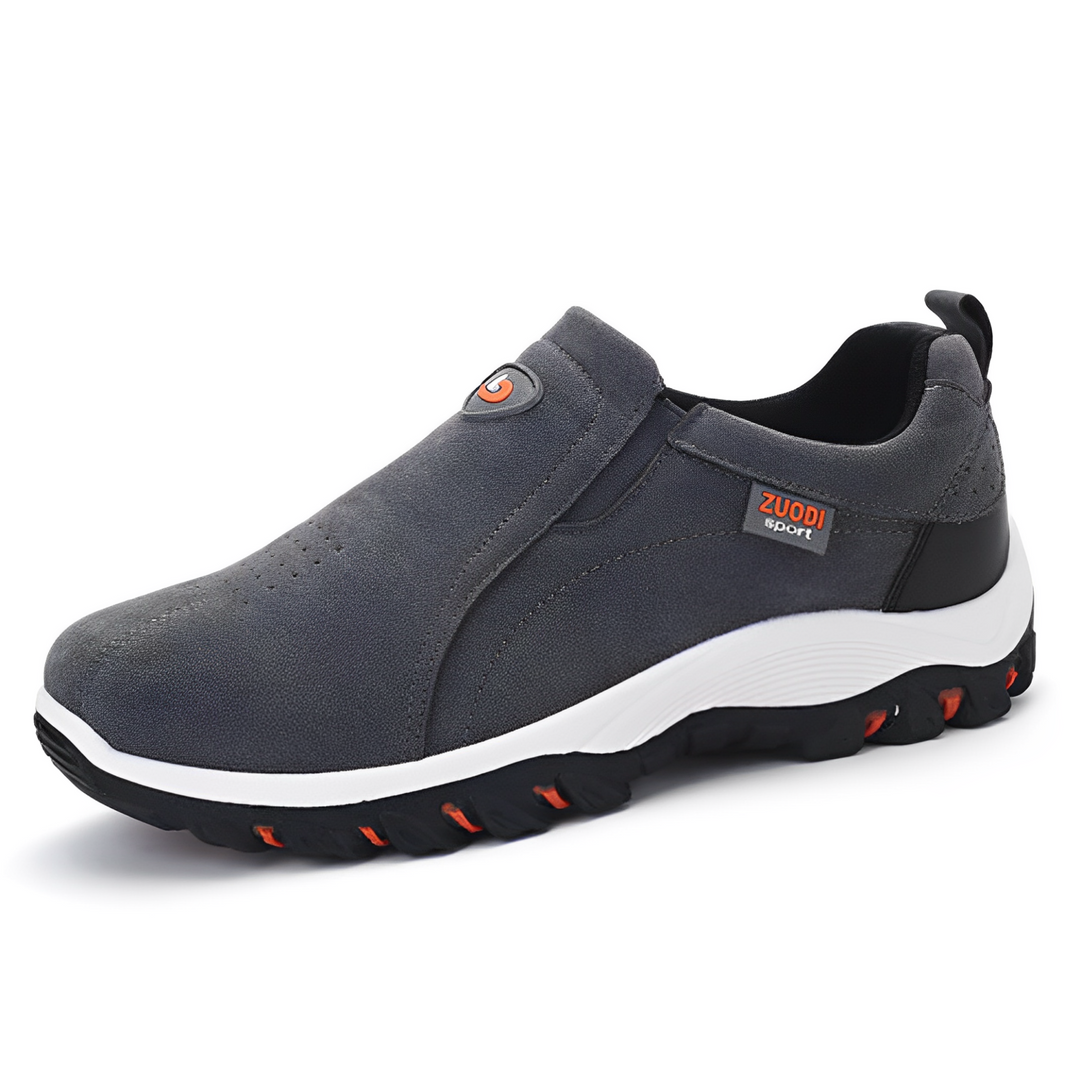Moderne Herren Sneaker, robust & komfortabel für Outdoor und täglichen Gebrauch.