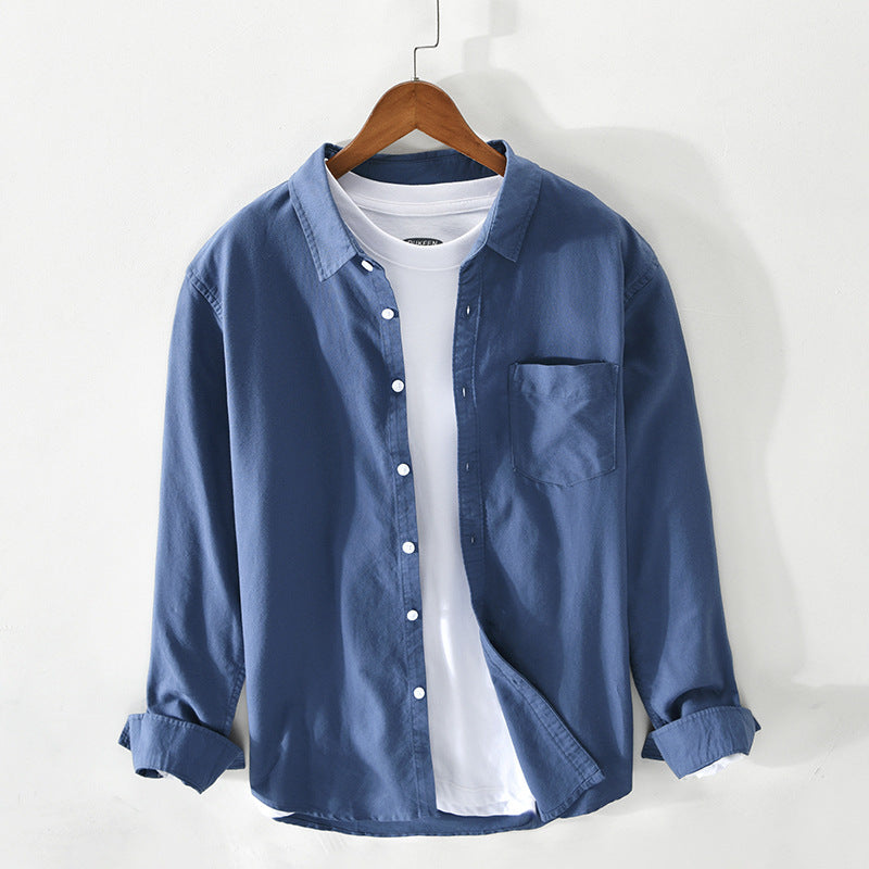 Herren Oxford-Hemd in dezenter Farbe. Vielseitiges Langarmhemd für Smart Casual und elegante Anlässe.