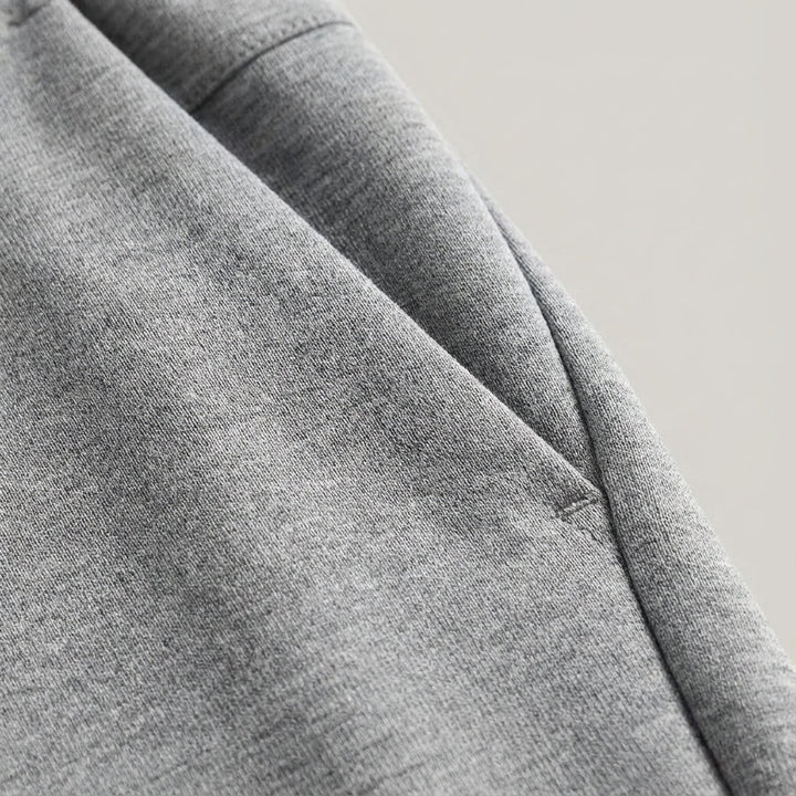 Moderne Herren Trainingshose Austin, perfekt für aktive Herren, bietet Komfort und sportlichen Stil.