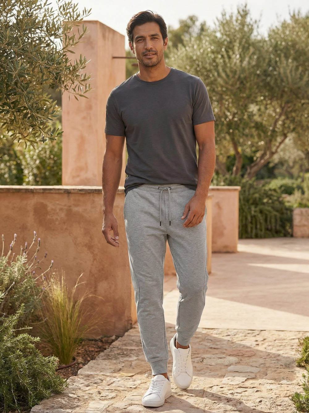 Moderne Herren Sport Jogginghose Austin. Atmungsaktiv, bequem & stylisch für Training & Athleisure.