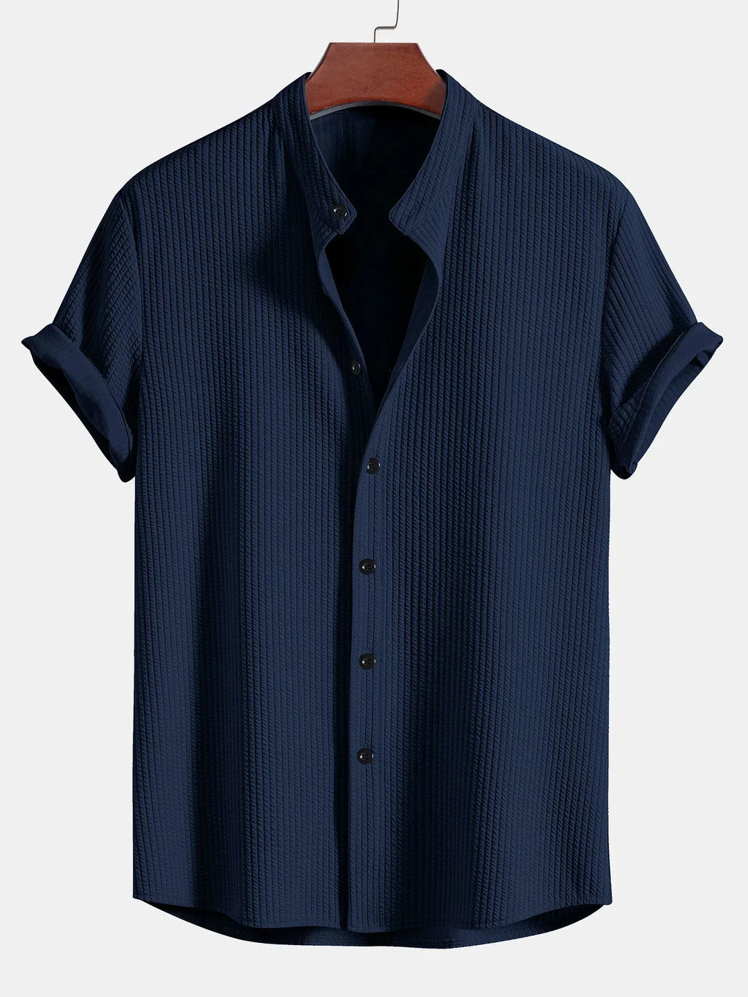 Elegantes & komfortables Herren Polo Shirt mit Stehkragen. Ein Must-have für Business Casual.