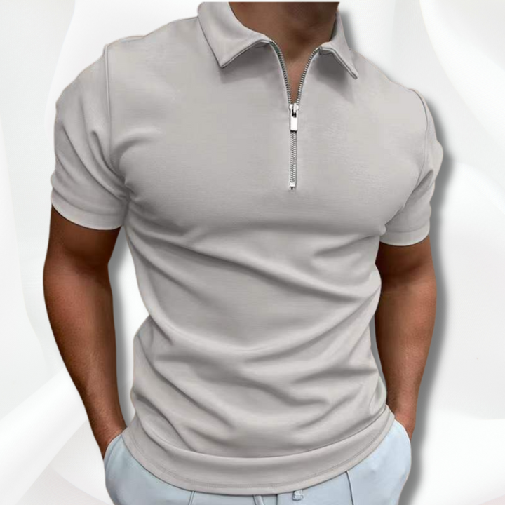 Modernes, stilvolles Herren Polohemd mit klassischem Kragen. Bequem für Freizeit und elegante Auftritte im Büro.