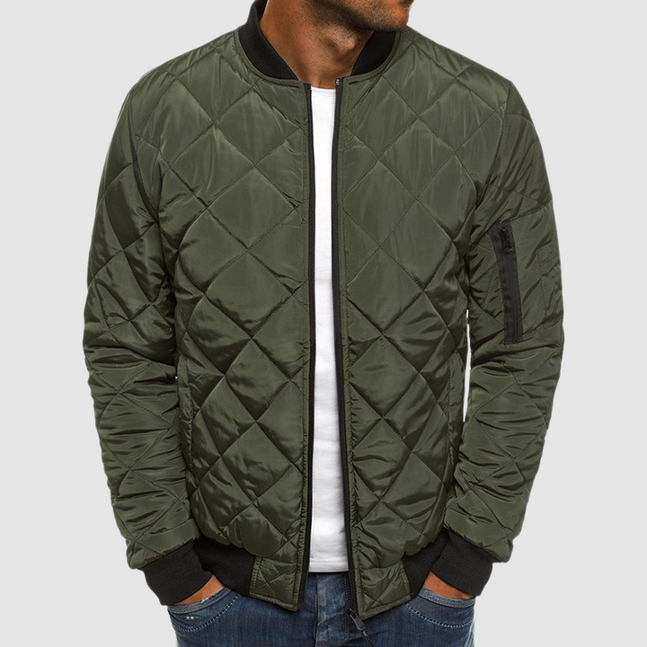 Stilvolle Herrenjacke, strapazierfähig und modern geschnitten. Eine hochwertige Übergangsjacke.