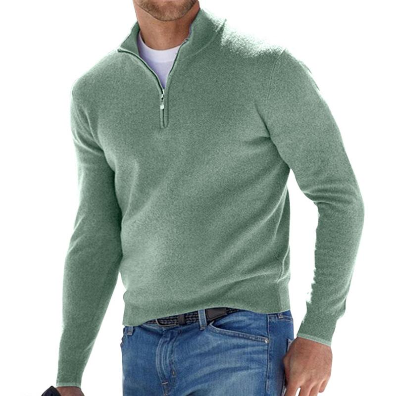 Rückansicht des bequemen Herren Langarm Reißverschluss Pullovers für jeden Anlass.