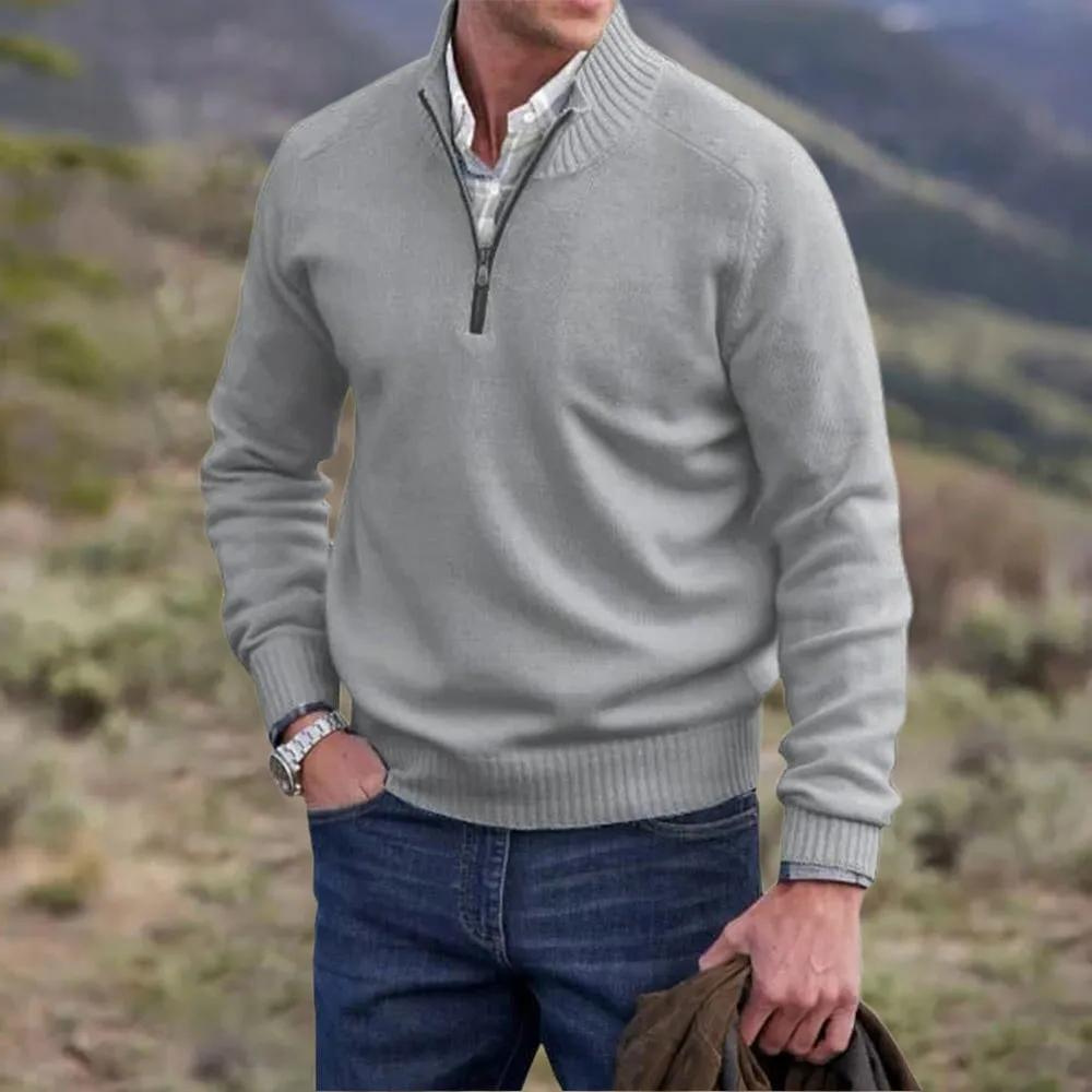 Eleganter Herrenpullover mit Reißverschluss in Schwarz, ideal für Business Casual & Freizeit im Herbst.