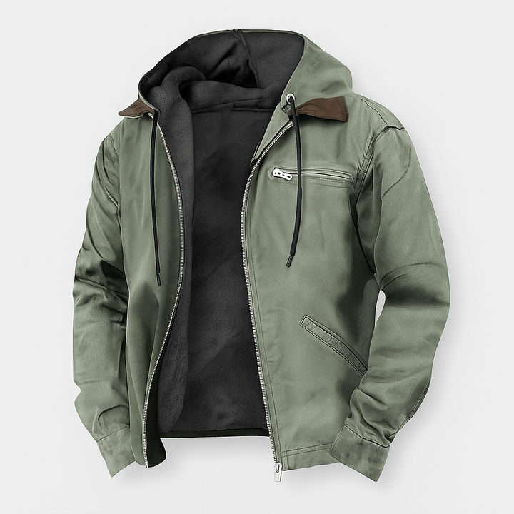Lässige Herren Reißverschlussjacke Modell Hayden. Bequem & stilvoll, vielseitige Übergangsjacke für moderne Herren.