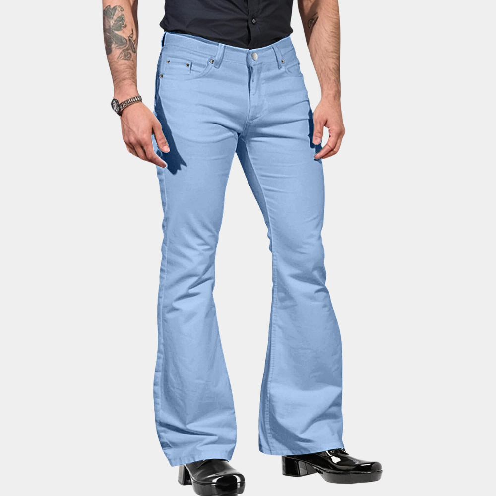 Komfortable Herren Flared Hose im Retro-Stil für Frühling & Herbst. Vielseitige, unifarbene Casual Hose für Herren.