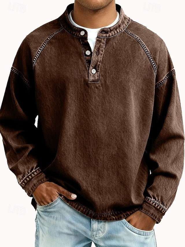 Herren Pullover mit Henley-Knopfleiste, lässiger Langarm im Retro-Stil und Used-Look für moderne Männer.