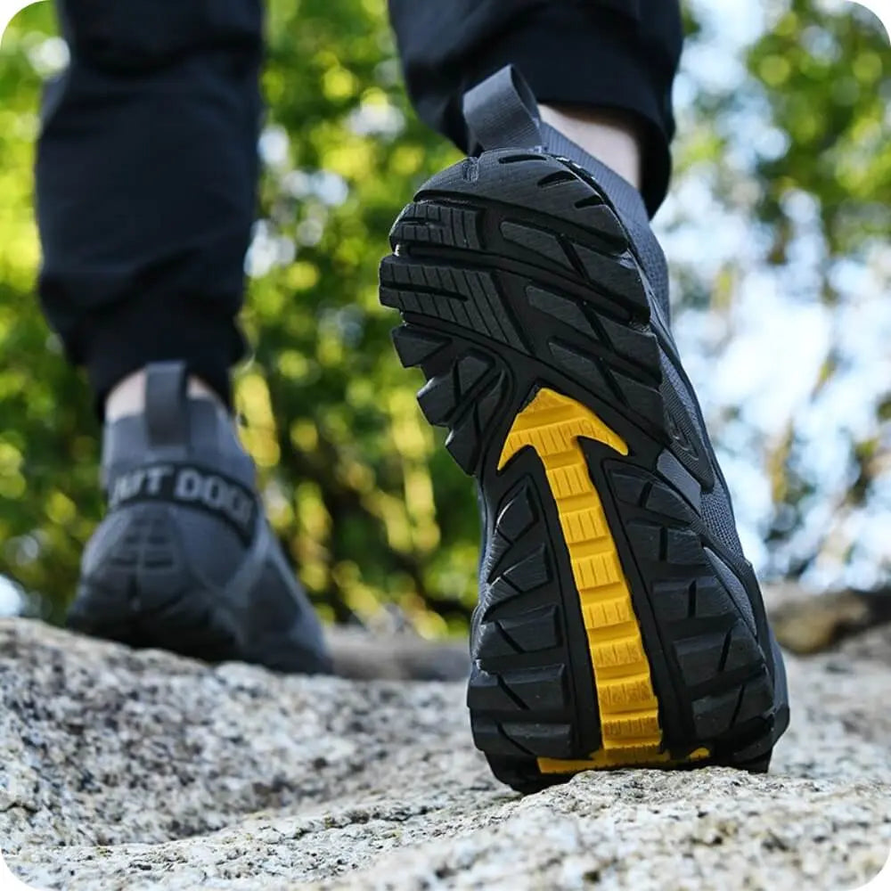 Vielseitige Herren Robin Sportschuhe, minimalistisch, flexibel und leicht für Outdoor & Training.