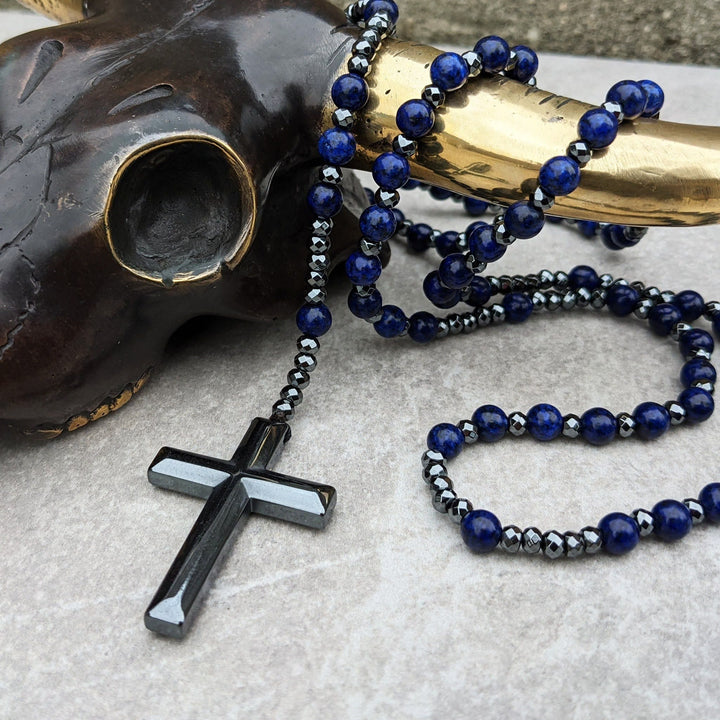 Herrenschmuck: Rosenkranz-Kette aus Lapislazuli & Tigerauge, mit Kreuz-Anhänger.