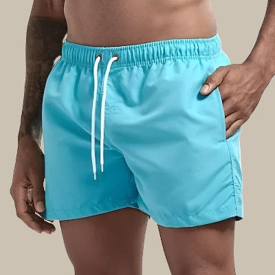 Stilvolle Männer Shorts für den Sommer, vielseitig als Strandshorts oder Pool Wear.