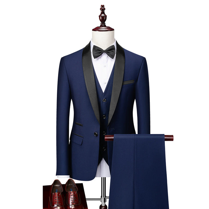 Hochwertiger Herren Dreiteiler Anzug im Slim-Fit, ideal für elegante Anlässe und Abendmode.