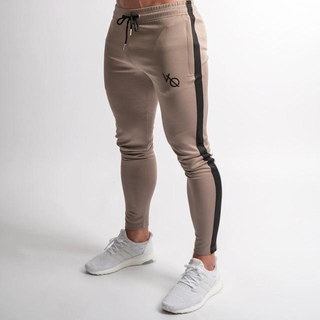 Komfortable Herren Jogginghose, Slim Fit, in stilvollem Design für Fitness & Herrenmode.