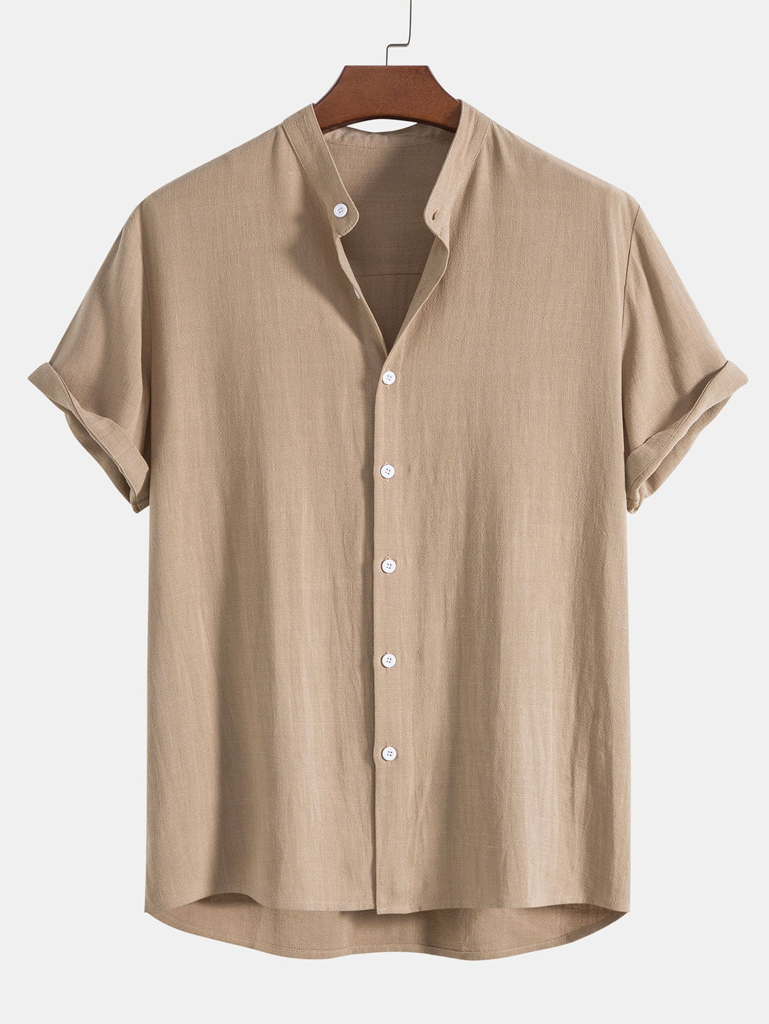 Kaffeebraunes Herren Hemd & Hose Set mit Stehkragen, stilvolle Freizeitmode für den Sommer.