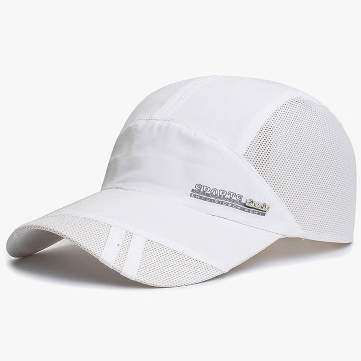 Stylische Herren Sportkappe mit verstellbarer Passform. Ideales Accessoire für Training & Freizeit.