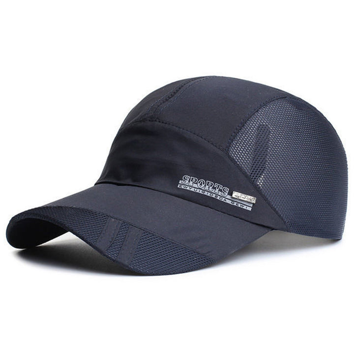 Blaue Sportkappe für Herren. Leicht & atmungsaktiv für Laufen, Wandern & andere Outdoor-Sportarten.