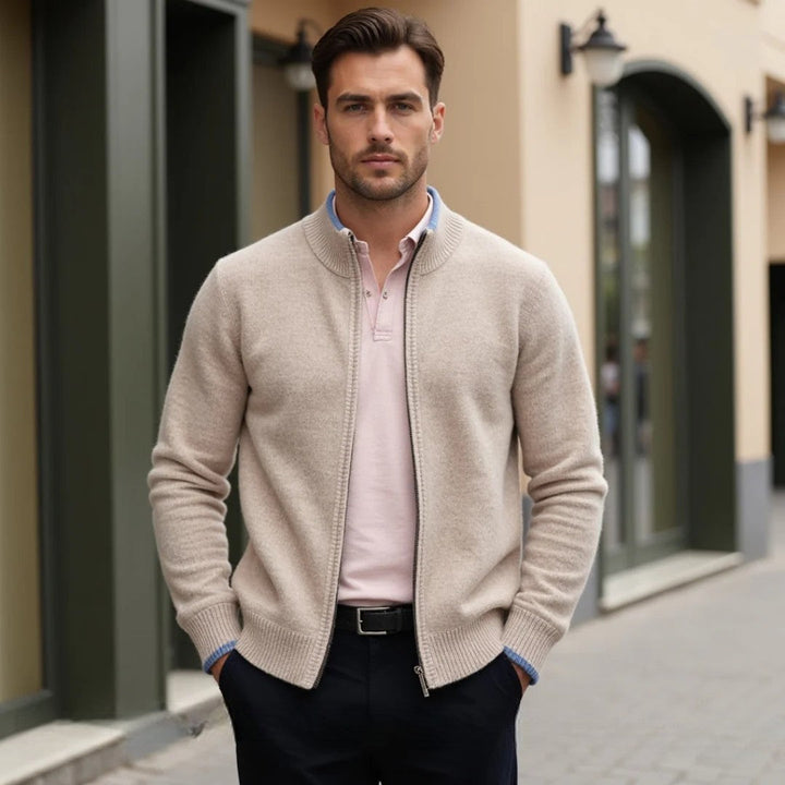 Herren Strickjacke Regular Fit "Leo", stilvoll & komfortabel. Ideal für Casual-Looks und entspannte Freizeitmode.