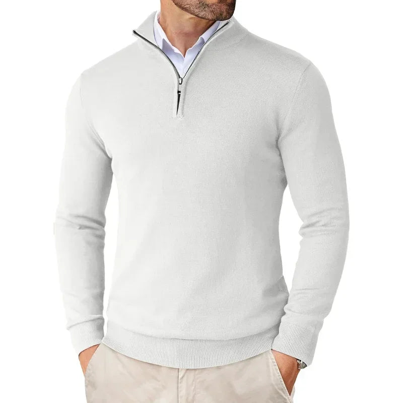 Weicher Herren Strickpullover mit Reißverschluss, ideal für Herbst und Winter, bietet Wärme und Stil.